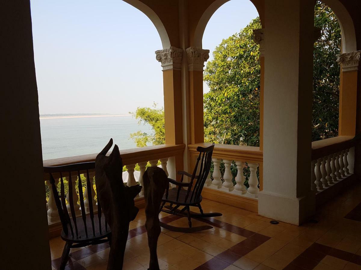 Le Relais De Chhlong Hotel Kratie Exterior foto